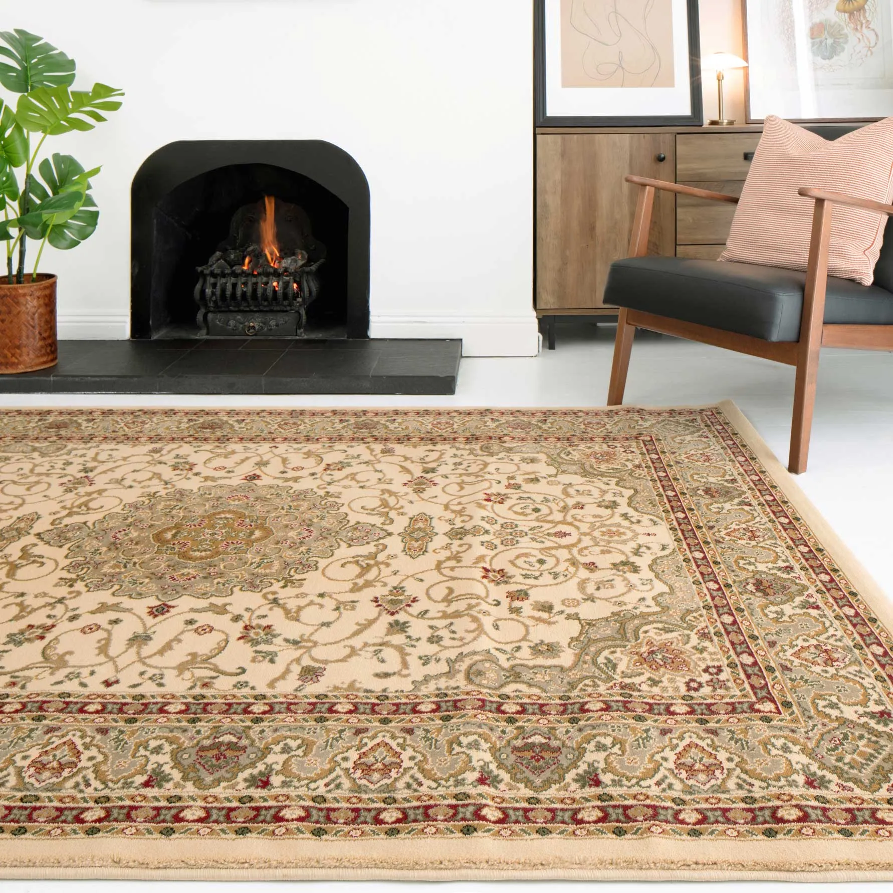 Hakari Aria Cream & Brown Traditional Bordered Rug