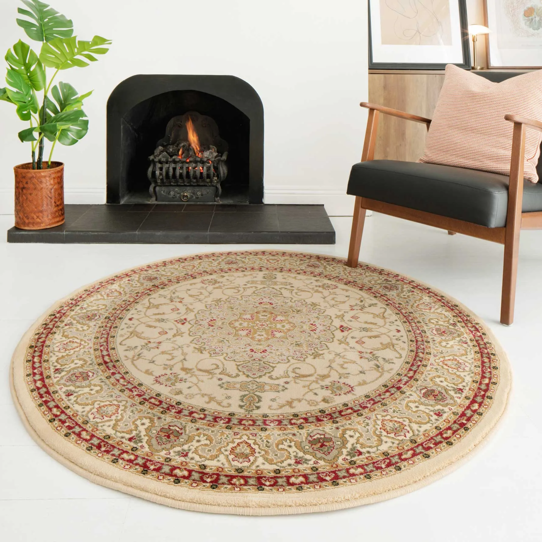 Hakari Aria Cream & Brown Traditional Bordered Rug